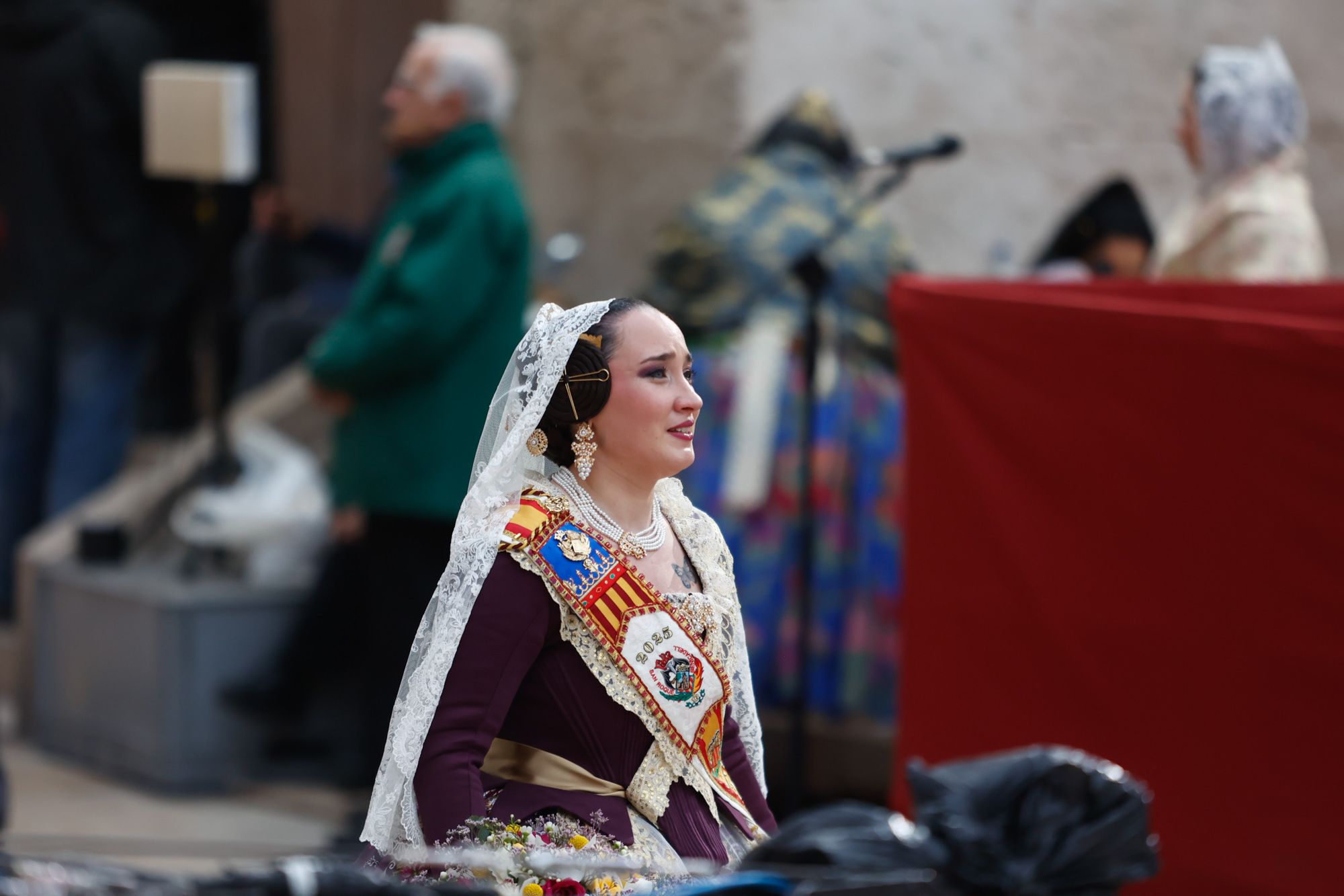 Todas las fotos de la Ofrenda del 17 de marzo entre las 18:00 y las 19:00 horas por la calle San Vicente