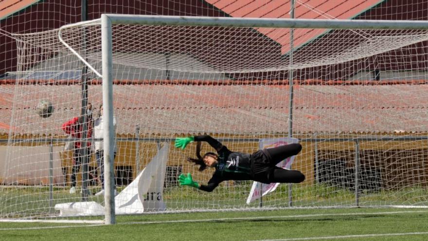 El Femenino Cáceres, noqueado