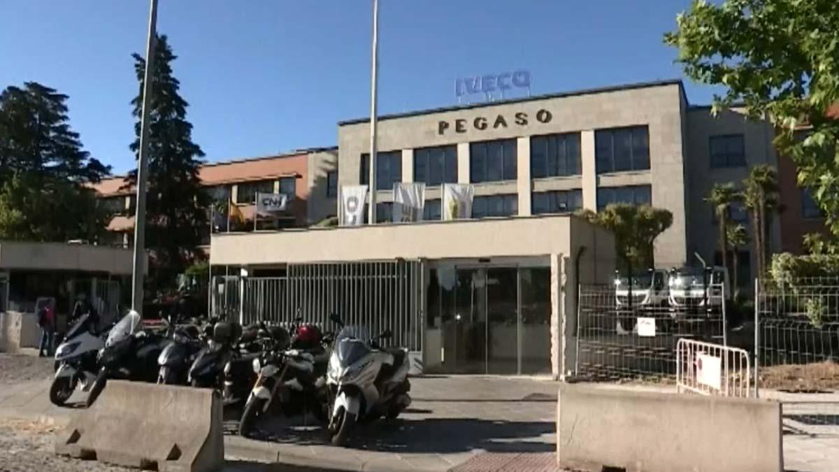 Imagenes del exterior de la fábrica de Iveco en Madrid