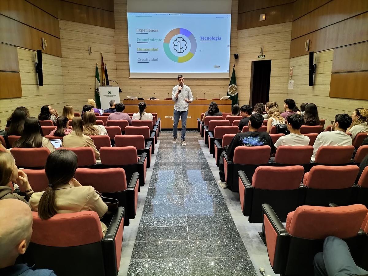 Jornadas sobre Inteligencia Artificial Generativa en la Sede Tecnológica de Málaga.