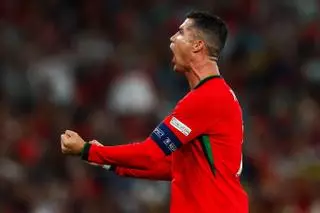 Cristiano rescata a Portugal del desastre