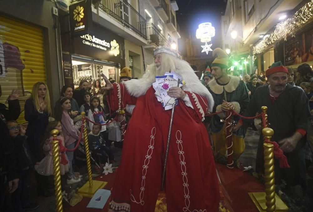 Así ha llegado Papa Noel a Murcia