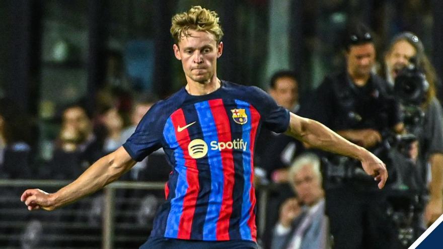 Xavi: "Frenkie de Jong puede jugar de central"