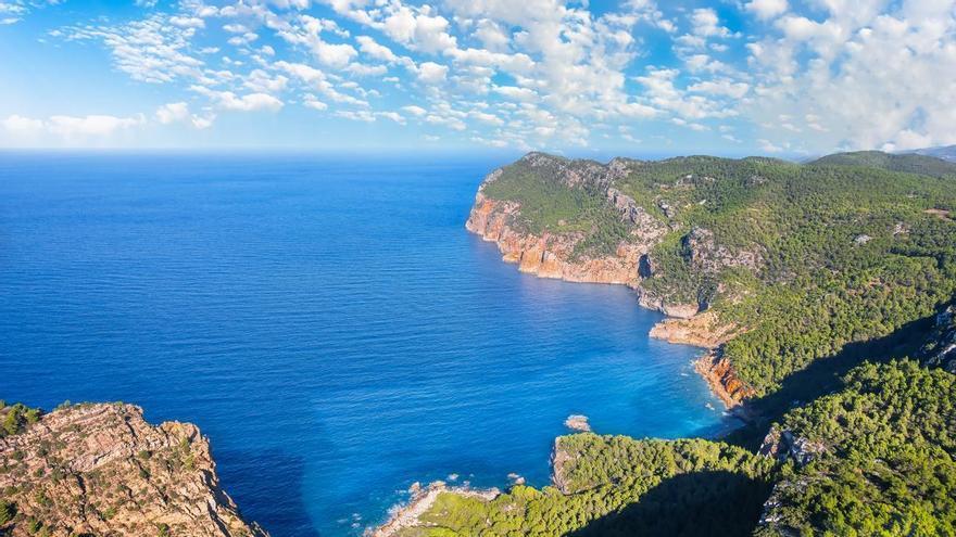 The Ibiza walking route that leads you to Torres d’en Lluc