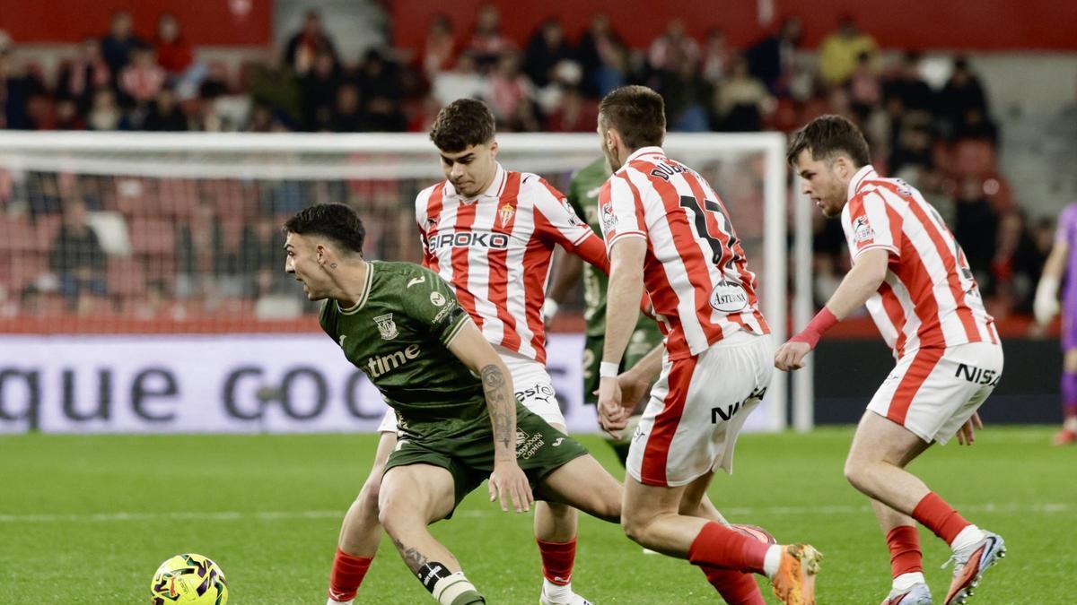 EN IMÁGENES | El empate del Sporting ante el leganés en El Molinón