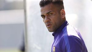 Dani Alves, en un entrenament a Sant Joan Despí.