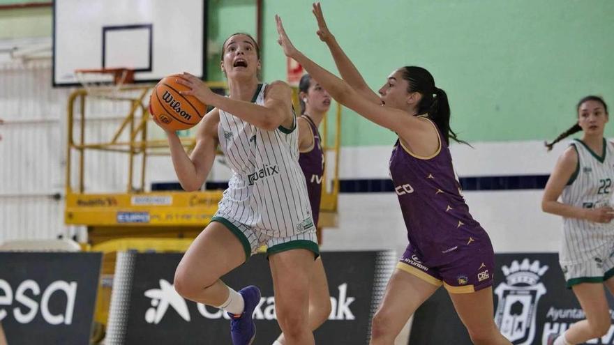 La jugadora del Coto Córdoba Irene del Pino, hermana de Guille del Pino, pone rumbo a Estados Unidos