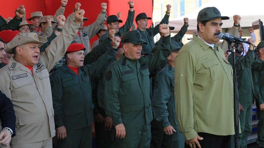Maduro pide a su Fuerza Armada estar lista para actuar ante las amenazas de Colombia