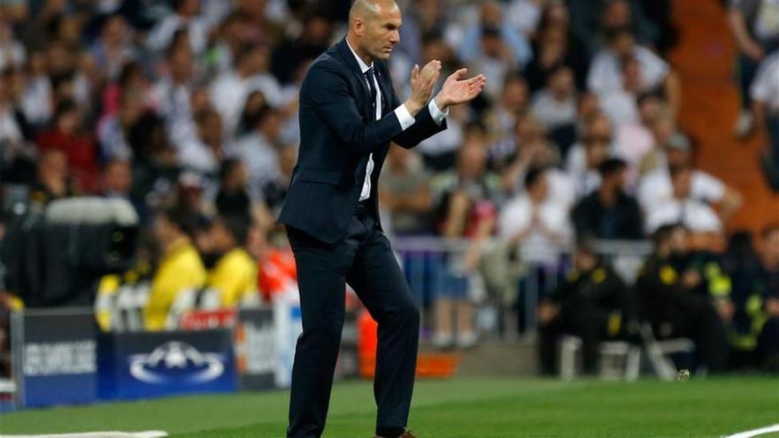 Zidane: &quot;Soy el entrenador de este equipo, algo bien lo hago seguro&quot;