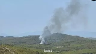 Un incendio de vegetación obliga a confinar Masllorenç (Tarragona) y cuatro urbanizaciones