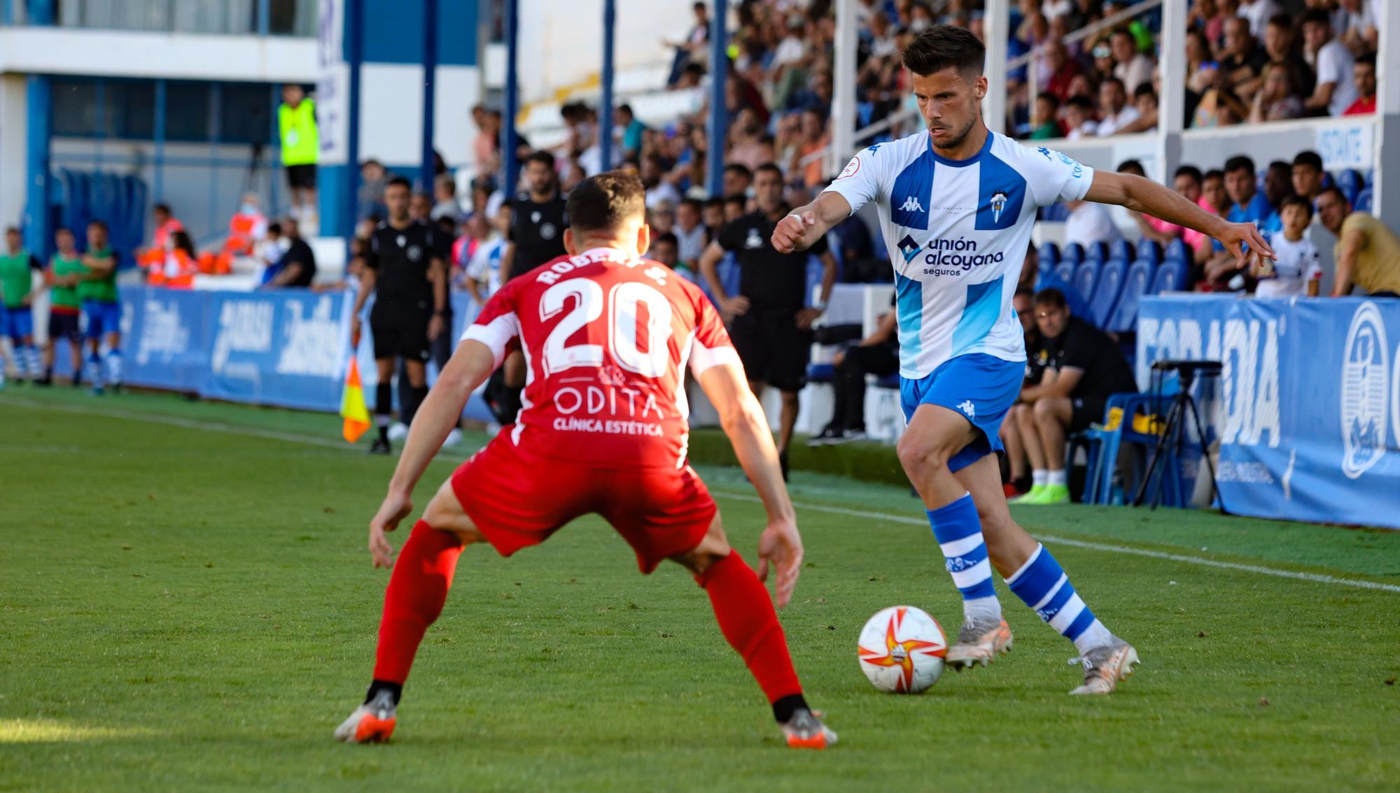 El Alcoyano despide con derrota una gran campaña (0-1)