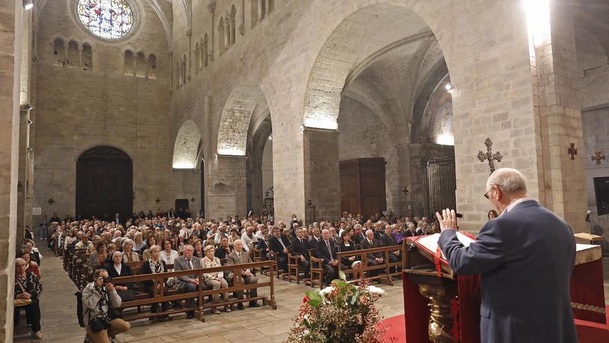 &quot;A molts veïns tant se’ls en dona que sigui Sant Narcís; els agrada ‘fer festa’&quot;