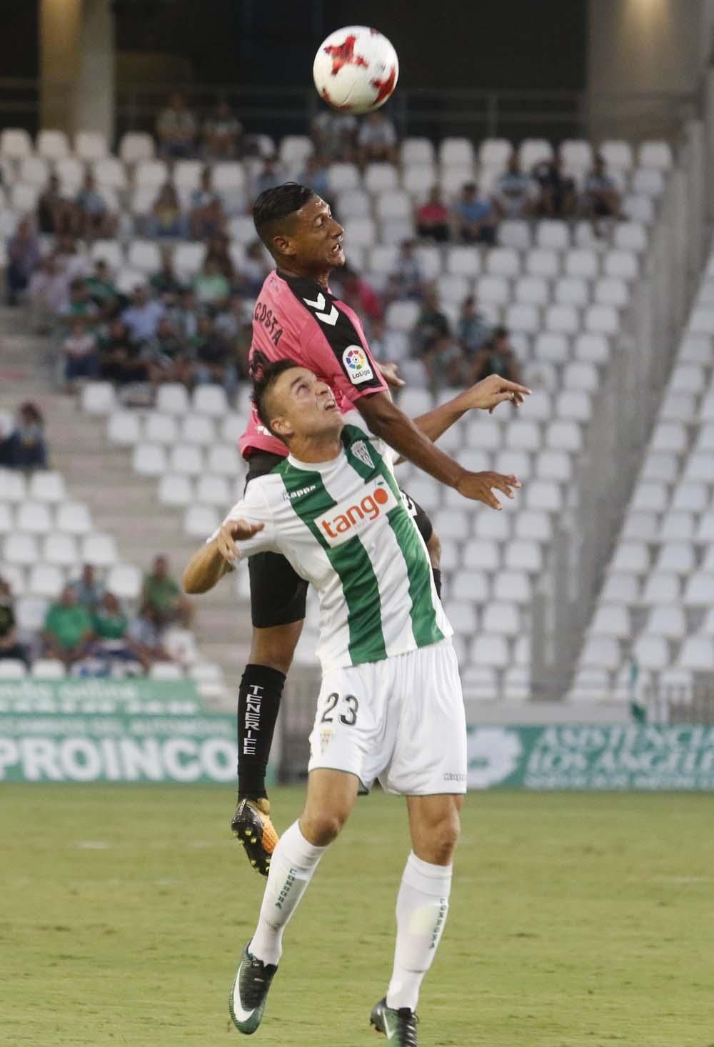 Galería gráfica: El Córdoba CF cae goleado ante el Tenerife.