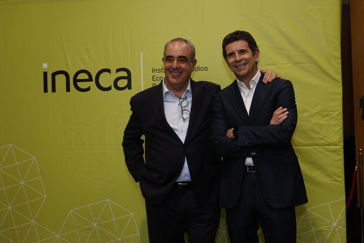 Nacho Amirola y Alfredo Millá, antes de la asamblea de Ineca.