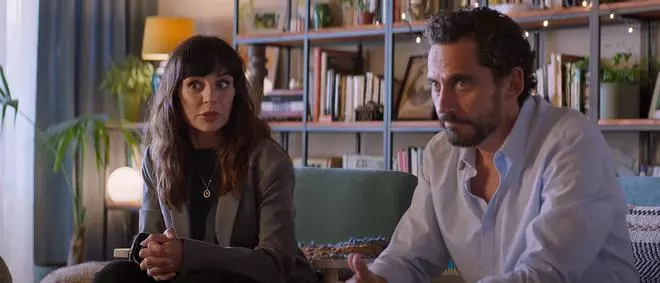 'Mamá o papá': Miren Ibarguren o Paco León