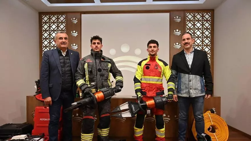 Video | Última tecnología para los bomberos de Badajoz