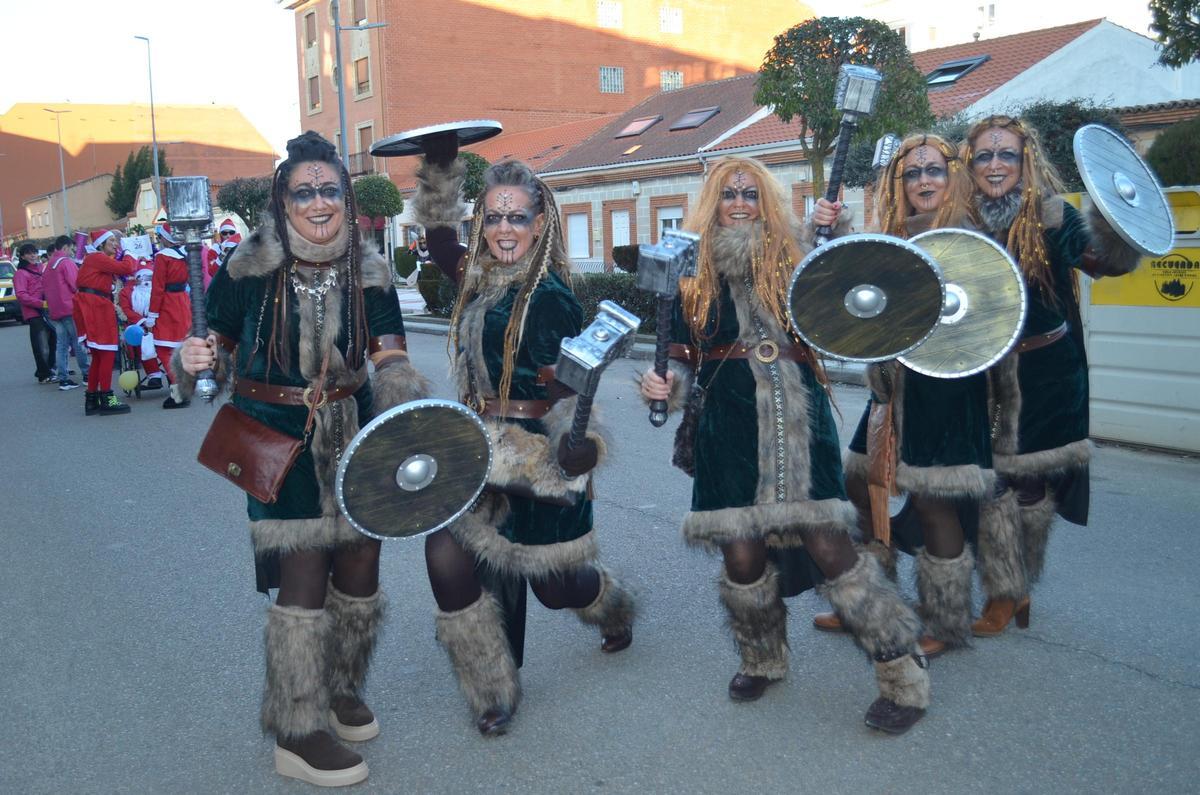 GALERÍA | El desfile de carnaval de Benavente, en imágenes GALERÍA | El desfile de carnaval de Benavente, en imágenes