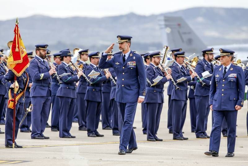Fotogalería de la visita de Felipe VI a la Base Aérea de Zaragoza