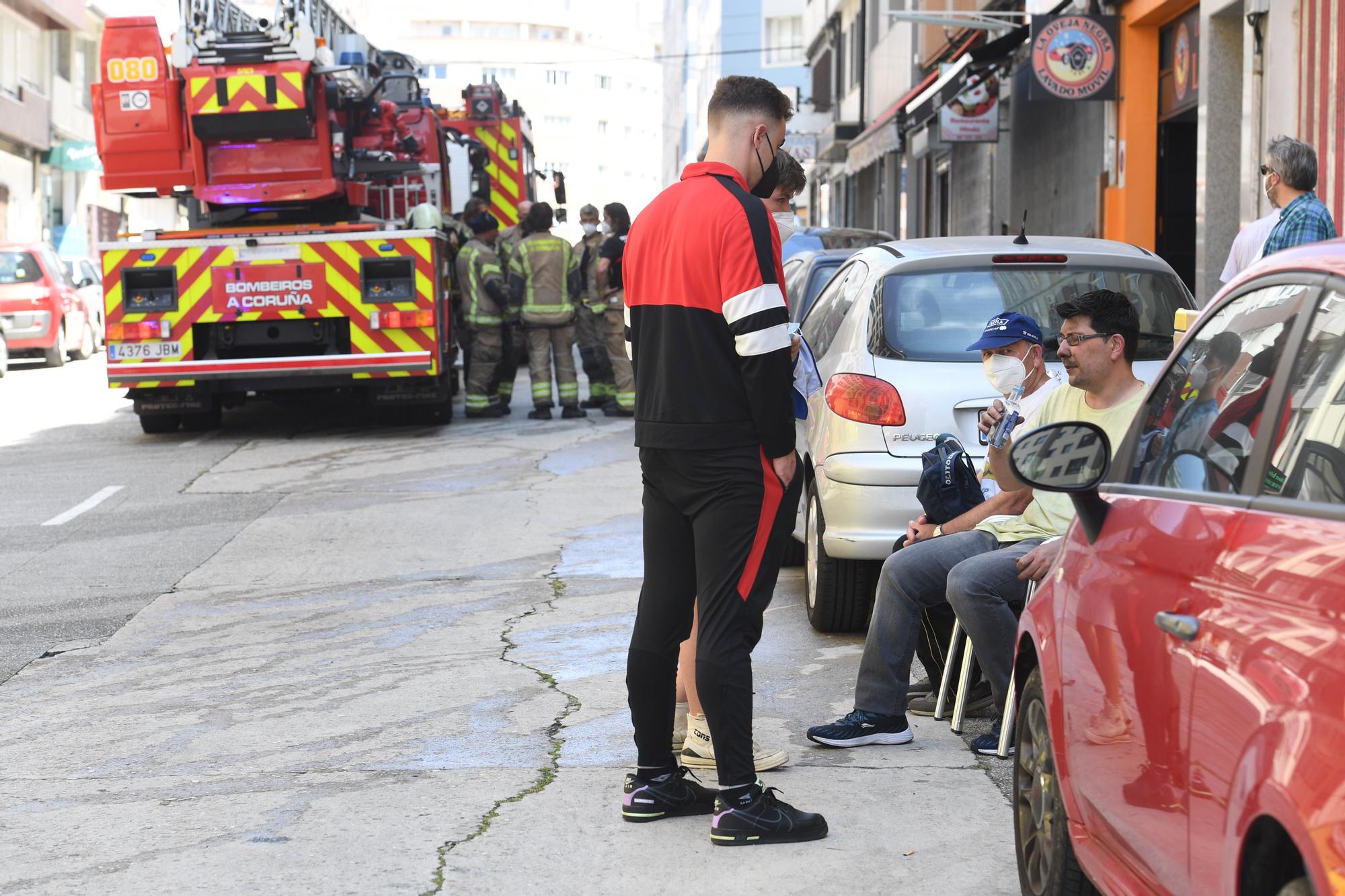 Desalojado un edificio en la Avenida da Concordia por un incendio