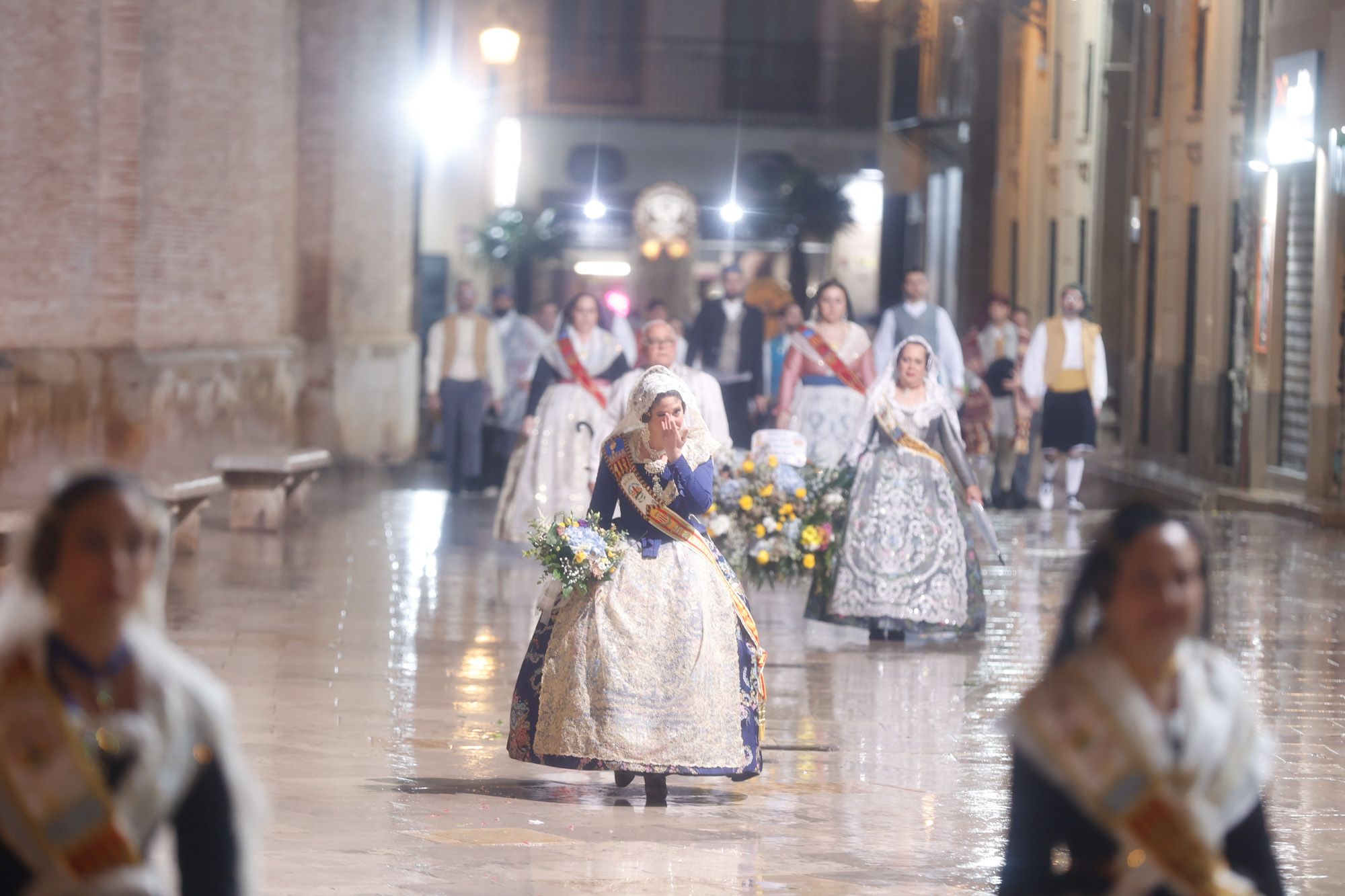Falleras Mayores en la Ofrenda 2025. Día 18 (2/3)
