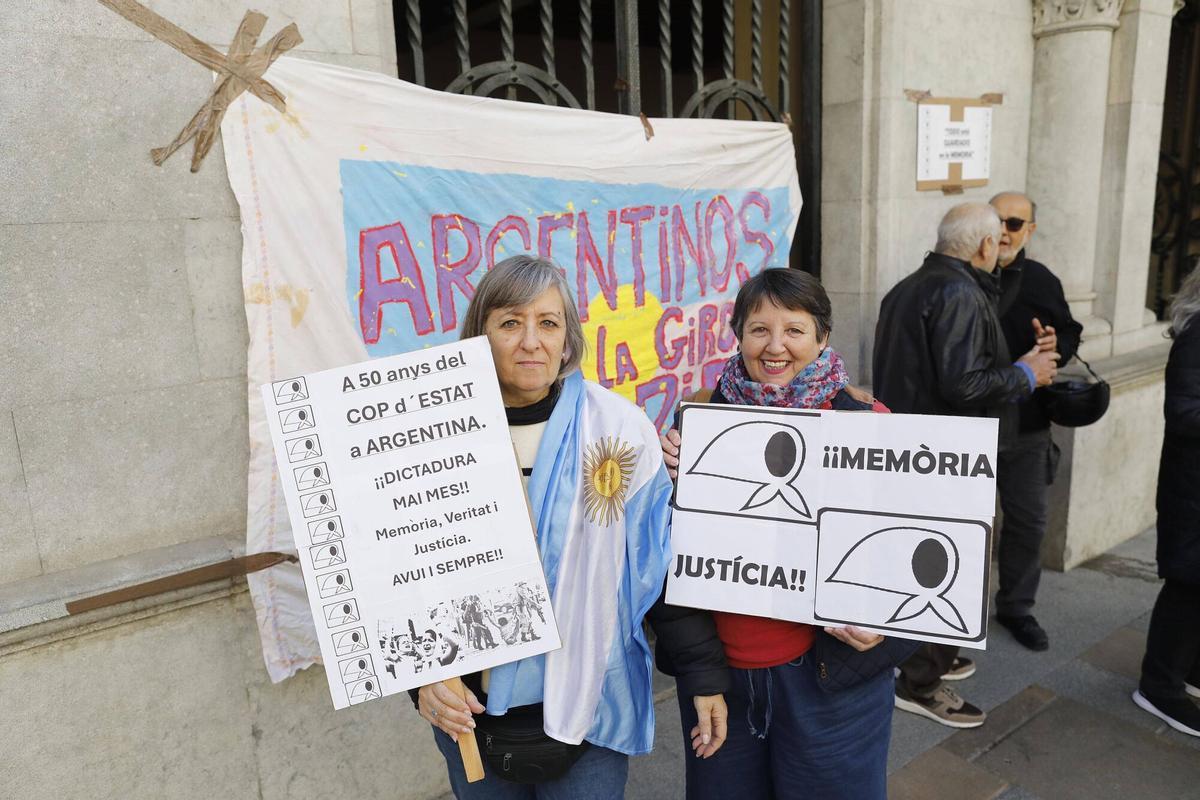 Les imatges de la concentració pels 50 anys del cop d'estat a Argentina