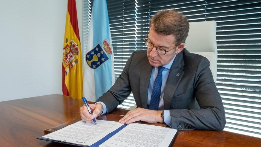 Feijóo firma su renuncia como presidente del PPdeG