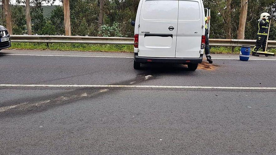 Una panadera resulta herida en un accidente, en Catoira