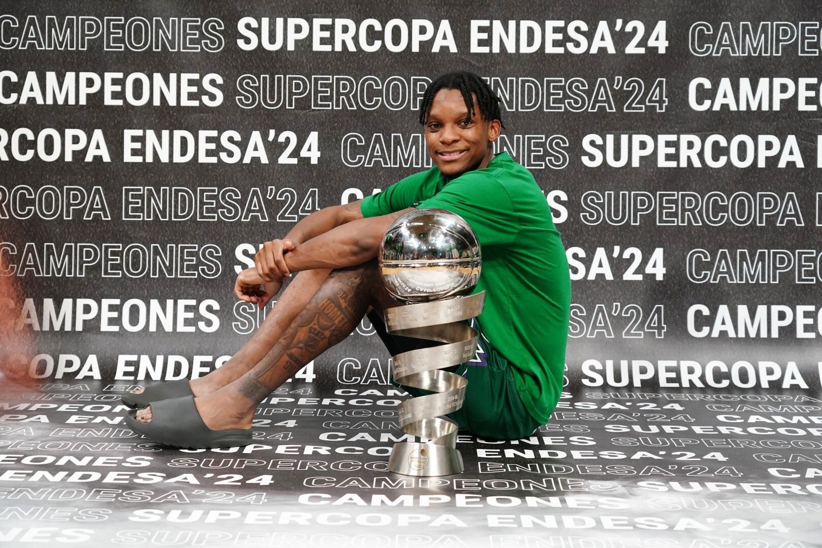 Sesión de fotos al Unicaja como campeón de la Supercopa de España 2024, tras derrotar al Real Madrid