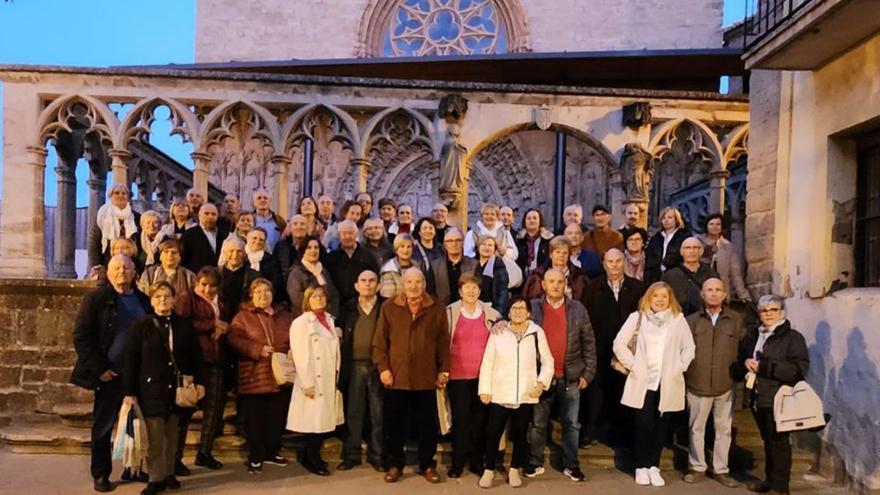 El grupo visitó la localidad de Olite. | SERVICIO ESPECIAL