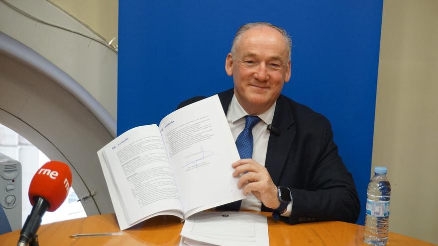 Miguel Lorenzo: &quot;Este presupuesto convierte a Lage Tuñas en el alcalde de A Coruña&quot;