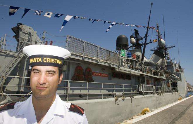 Visitas de la corbeta Infanta Cristina en el año 2010 y 2014 al Puerto de Alicante