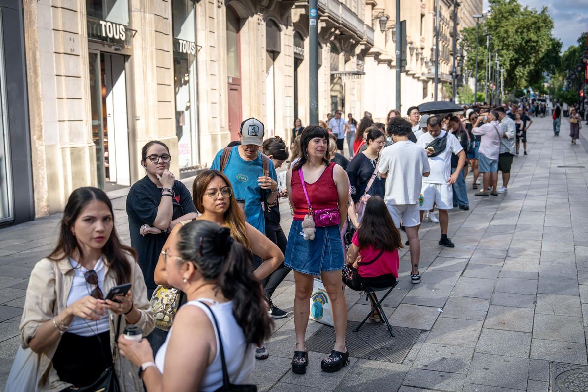 Colas masivas en Pop Mart por la llegada de Labubus a Barcelona