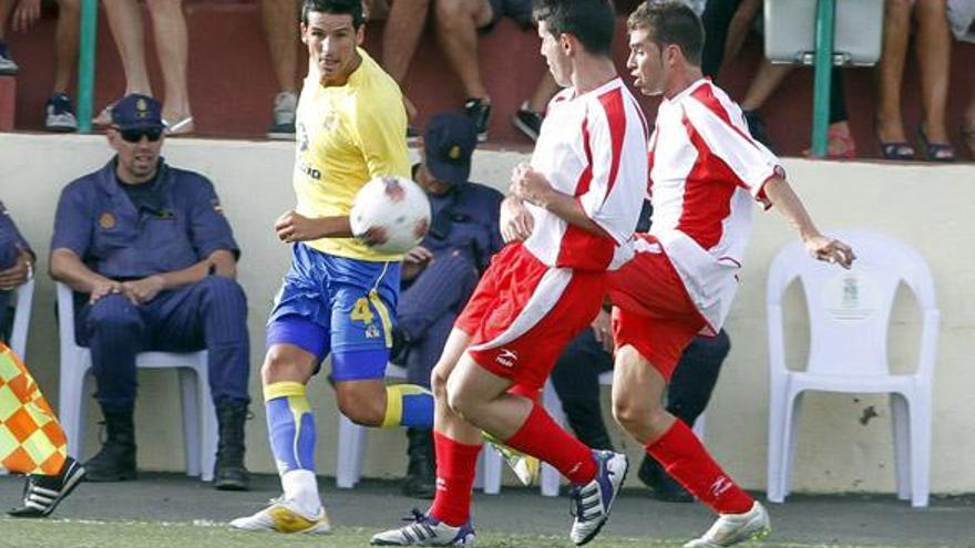 Vicente Gómez, en el amistoso ante la selección del Sur en Tunte. | j. c. guerra