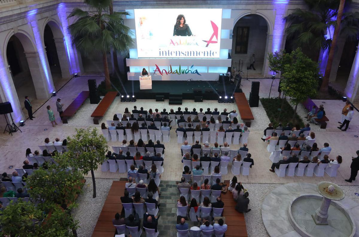 Presentación de la campaña 'Andalucía, intensamente', en la Aduana