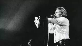 El concierto de leyenda que reunió a Héroes del silencio, Más Birras y Niños del Brasil para salvar un sello aragonés