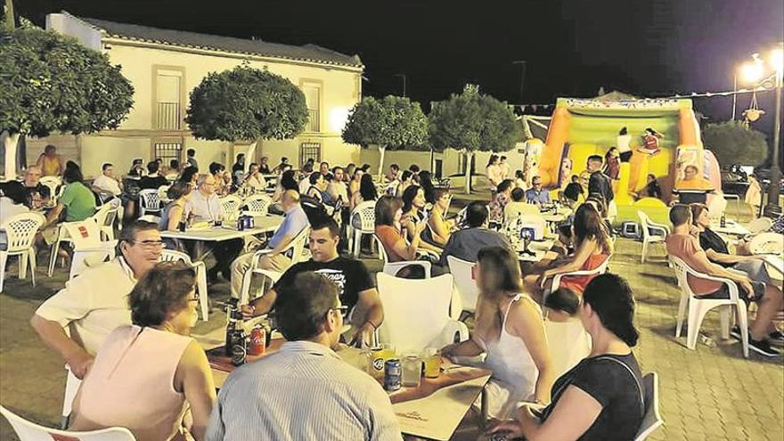 Intenso verano de actividades en la calle en la aldea de Morente