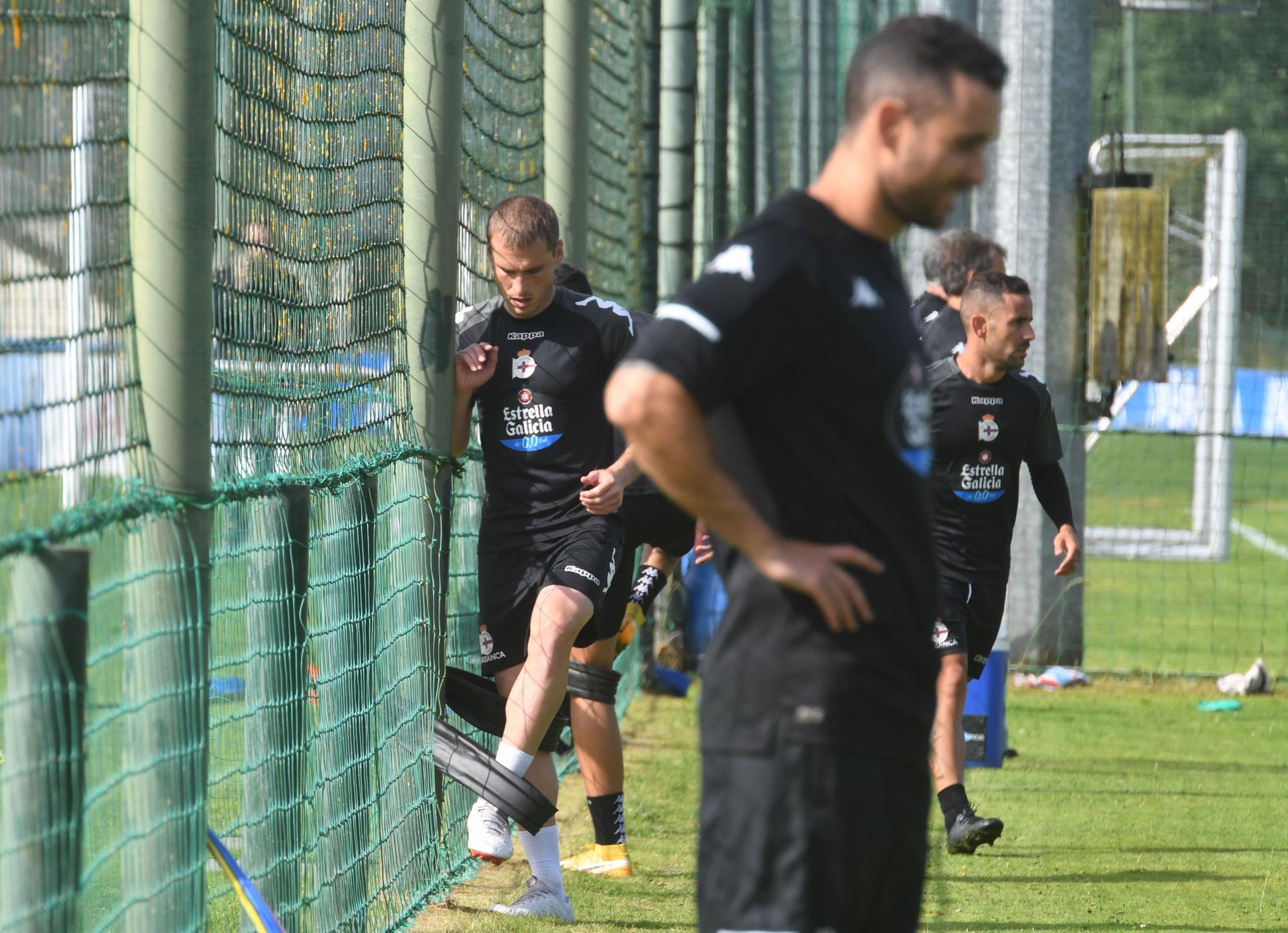 Doble turno de entrenamiento para el Deportivo