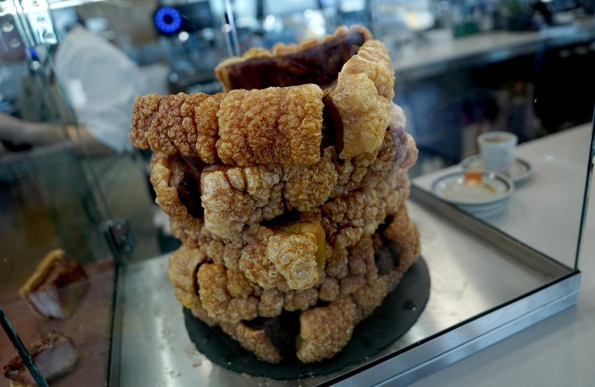 Área 112, el restaurante que más torreznos vende de España