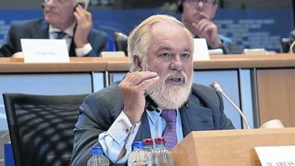 Miguel Arias Cañete, durante el examen sobre idoneidad como comisario en Bruselas, el pasado día 1.