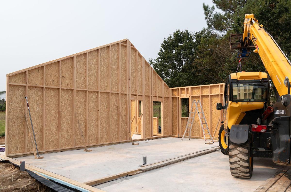 Parte de una de sus construcciones con entramado ligero de madera.
