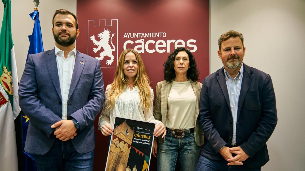 Presentación de las actividades la semana pasada en el Ayuntamiento de Cáceres.