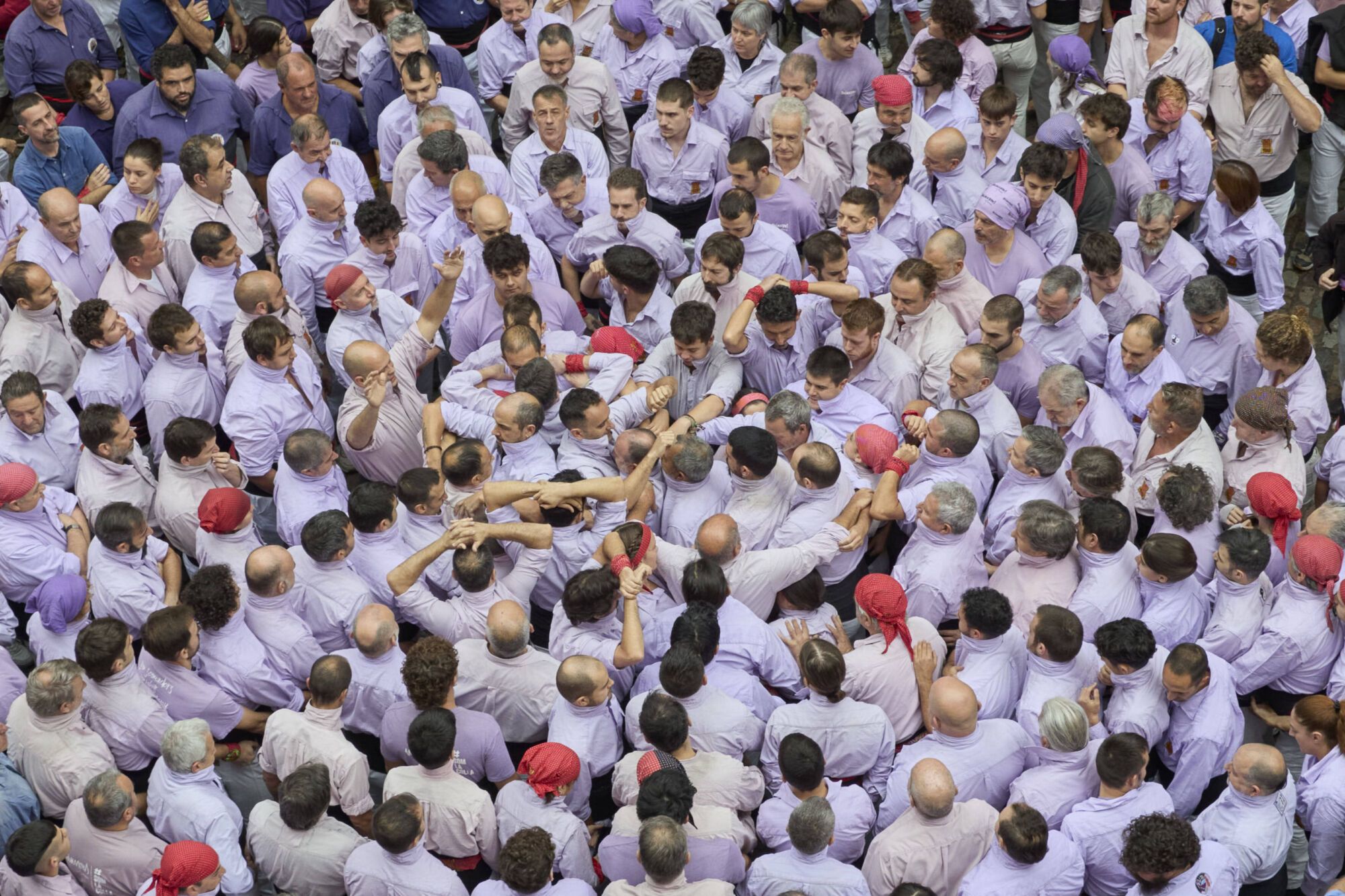 Diada Cartelera amb Els Marrecs de Salt, Capgrossos i Minyons de Terrassa a la plaça del Vi.
