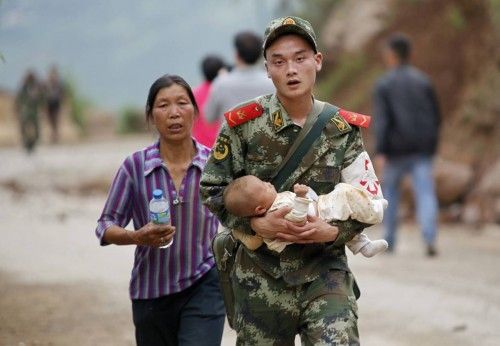 Un terremoto de 6,5 grados sacude China