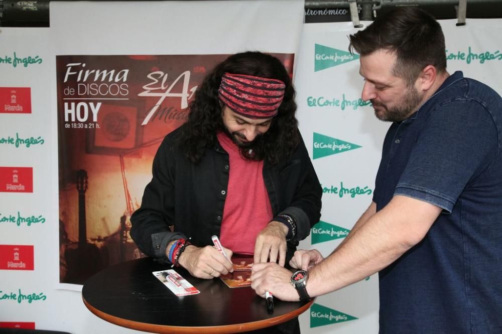 Firma de discos de El Arrebato en El Corte Inglés de Murcia