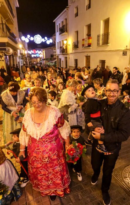 Ofrenda de Flores en l´Alfàs del Pi