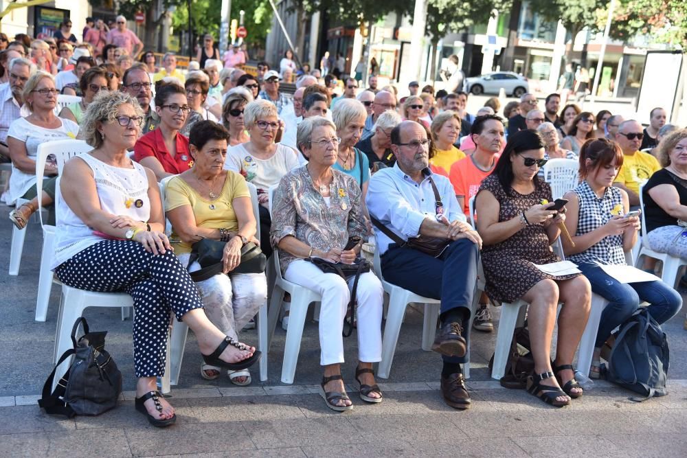 Acte d' ERC per les preses polítiques a la Plaça d