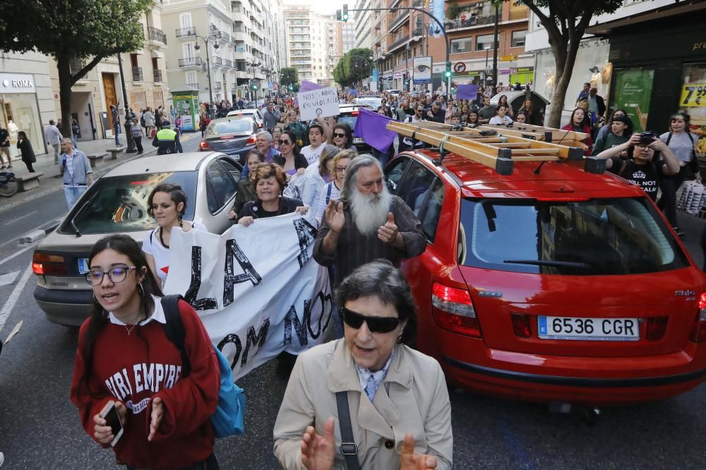 Marcha en València en protesta por la sentencia de 'La Manada'