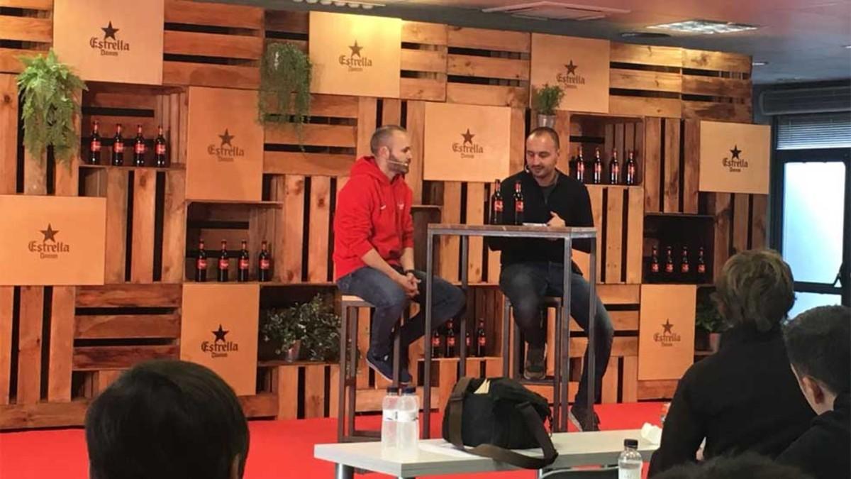 Andrés Iniesta, en el acto de Estrella Damm