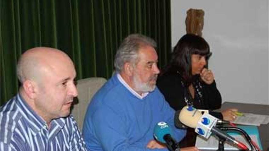 Mateos pretende trasladar la movida al pabellón multiusos de Navalmoral