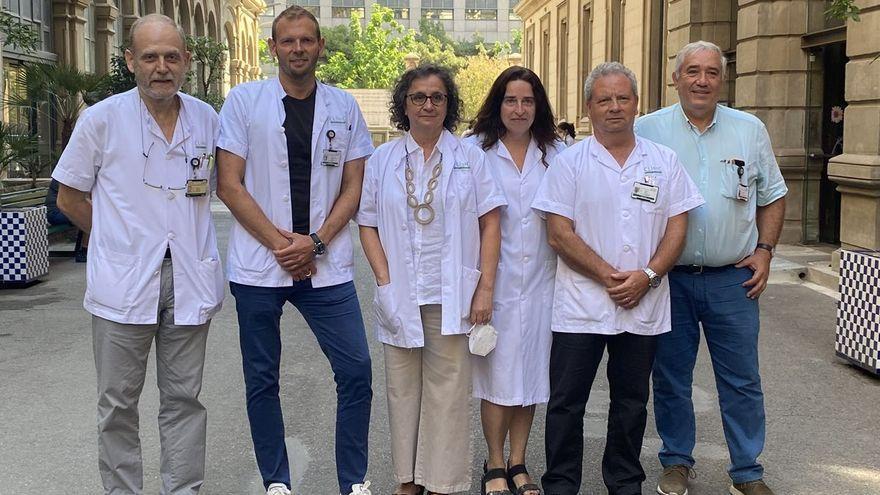 El equipo del Hospital Clínic que ha investigado la excepcional cura funcional de la paciente barcelonesa.